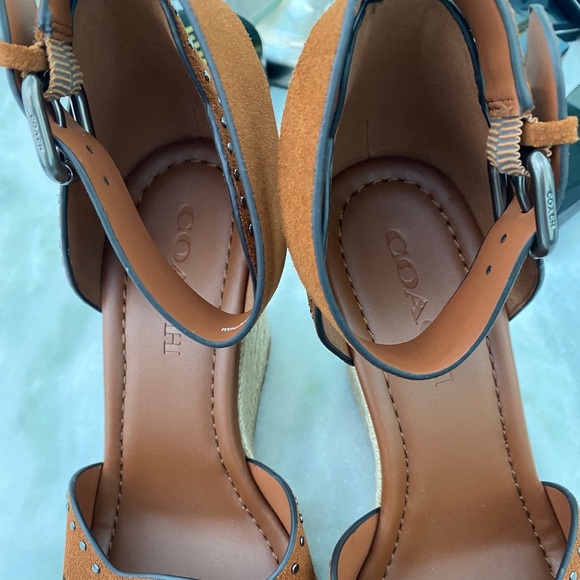 COACH WEDGES - Picture 12 of 12